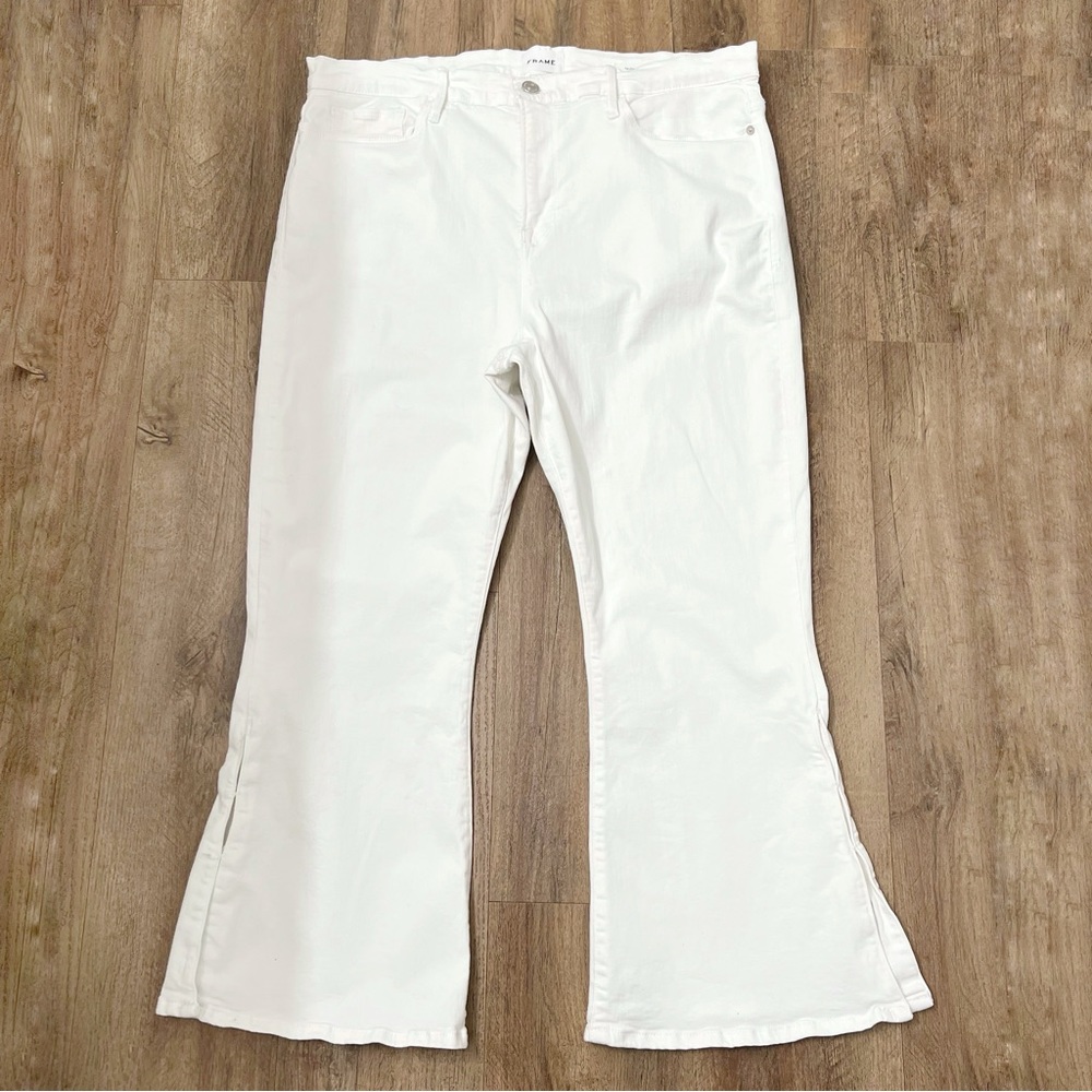 Frame Denim Le Crop Flare Mini Slits in in Blanc‎ - Picture 5 of 12
